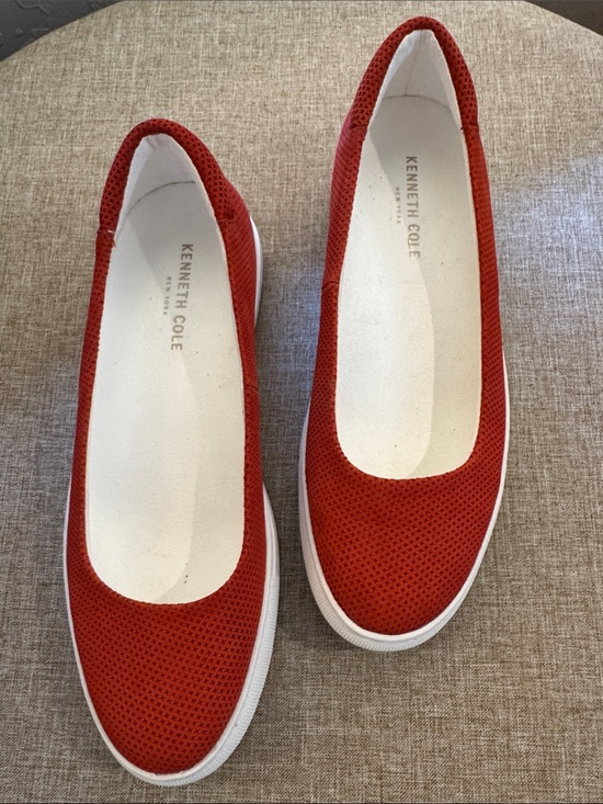 Kenneth Cole Shoes - Kenneth Cole Coral Orange Mesh‎ Slip-On Flats SZ 8.5
